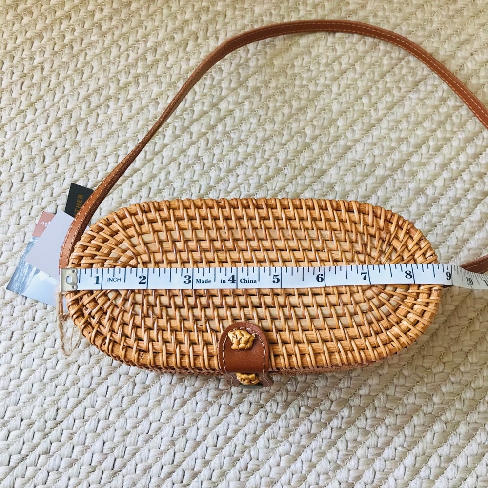 Woven Raffia Crossbody Camera Bag - Picture 5 of 11